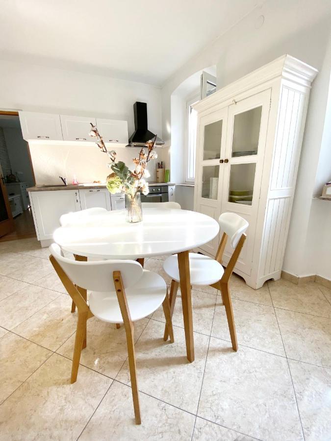 Apartment Evelina Pula Luaran gambar