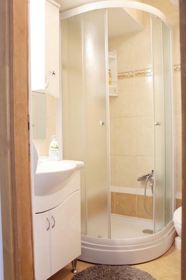 Apartment Evelina Pula Luaran gambar